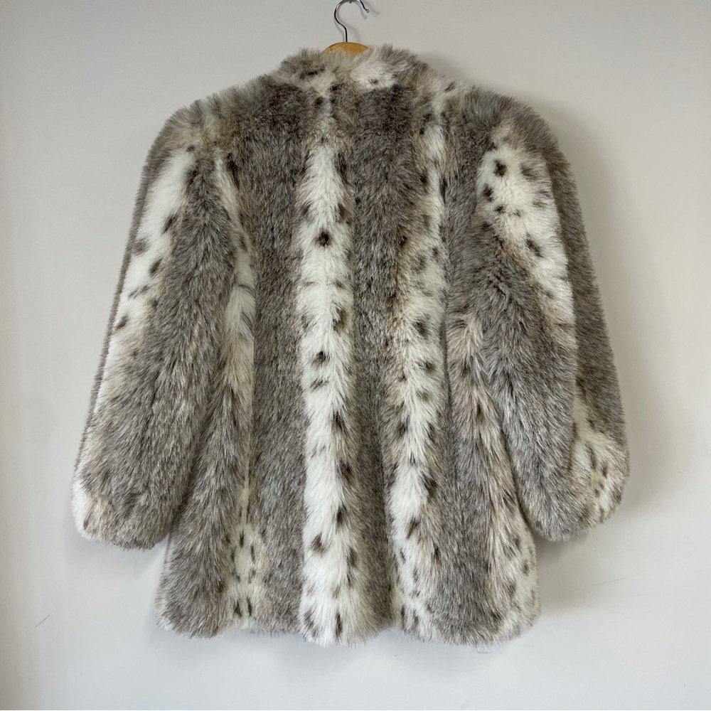 Style VI Ltd. Vintage Fur Coat Faux Fur - Picture 2 of 9
